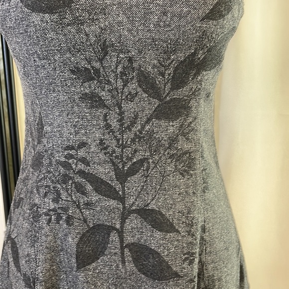 Banana Republic Sleeveless Dress Size 0 EUC - Picture 4 of 12